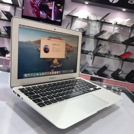 macbook air 2011 core i5,4gb,128ssd,13.3inches