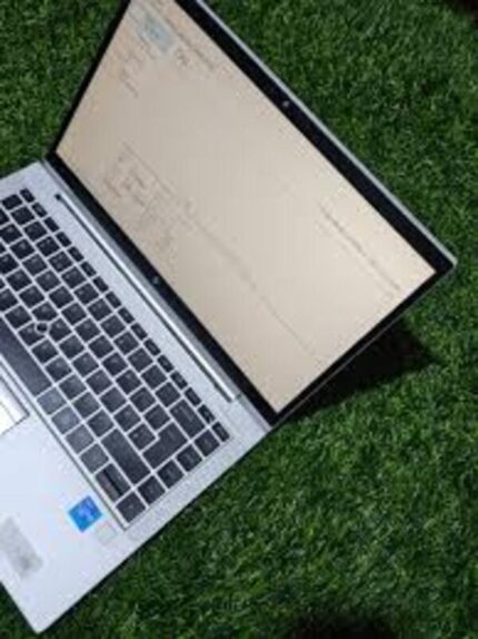 hp 630g8 core i5,16gb,256ssd,13.3inches,hdmi,11th