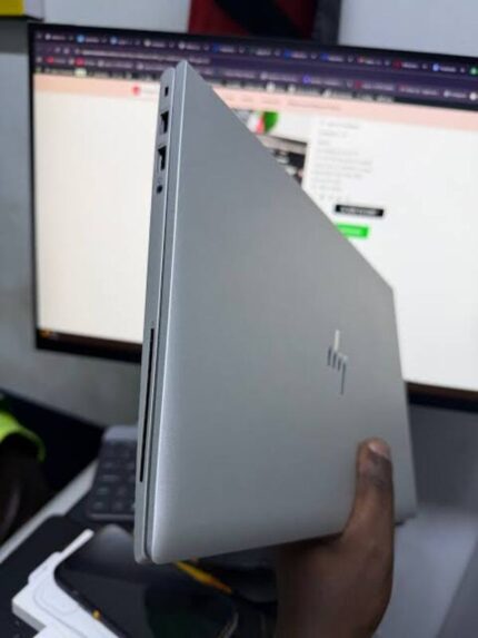 HP ELITEBOOK 840 G8 CORE I7,11TH GEN,16GB,512SSD,14INCHES