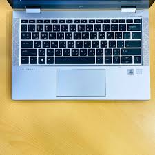 hp elitebook 830g7 x360 core i5,8gb,256ssd,13.3inches